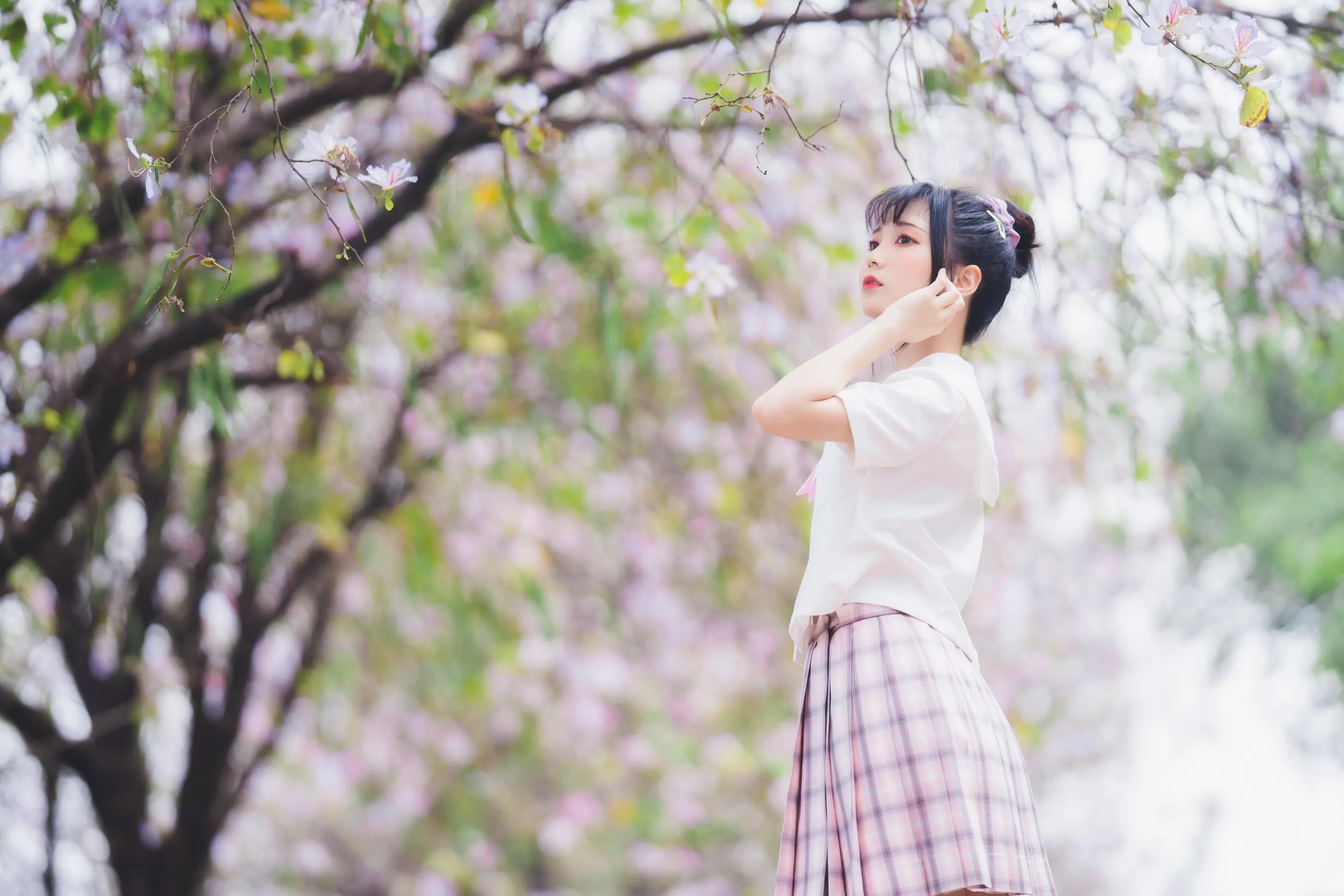 [艺图语] 2022.06.21 花与少女 思涼poi [35P]插图